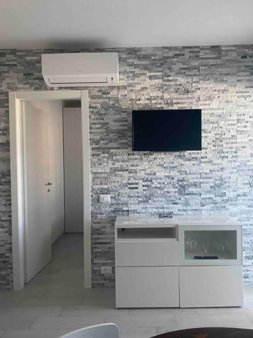 Appartamento Incantevole 300M Dal Mare 리그나노 사비아도로 외부 사진