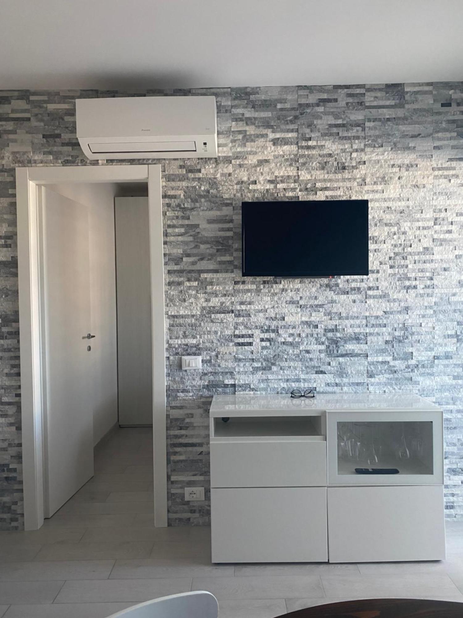 Appartamento Incantevole 300M Dal Mare 리그나노 사비아도로 외부 사진